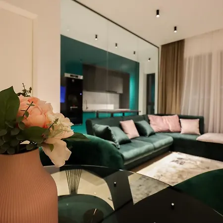 Business * Βουκουρέστι